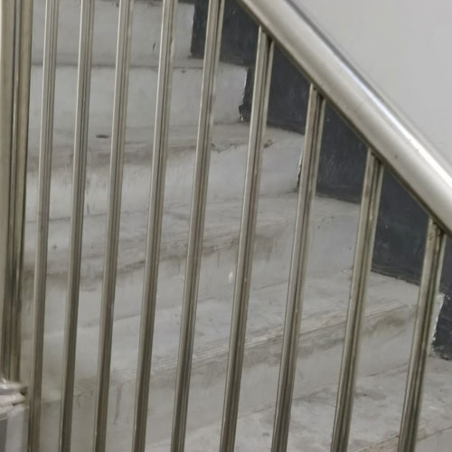 <b>武汉PVC围档厂家来说说PVC围挡的优势</b>