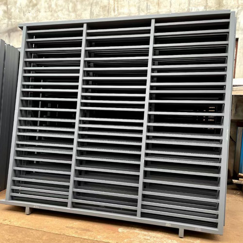 <b>锌钢护栏应该怎么维护和保养</b>